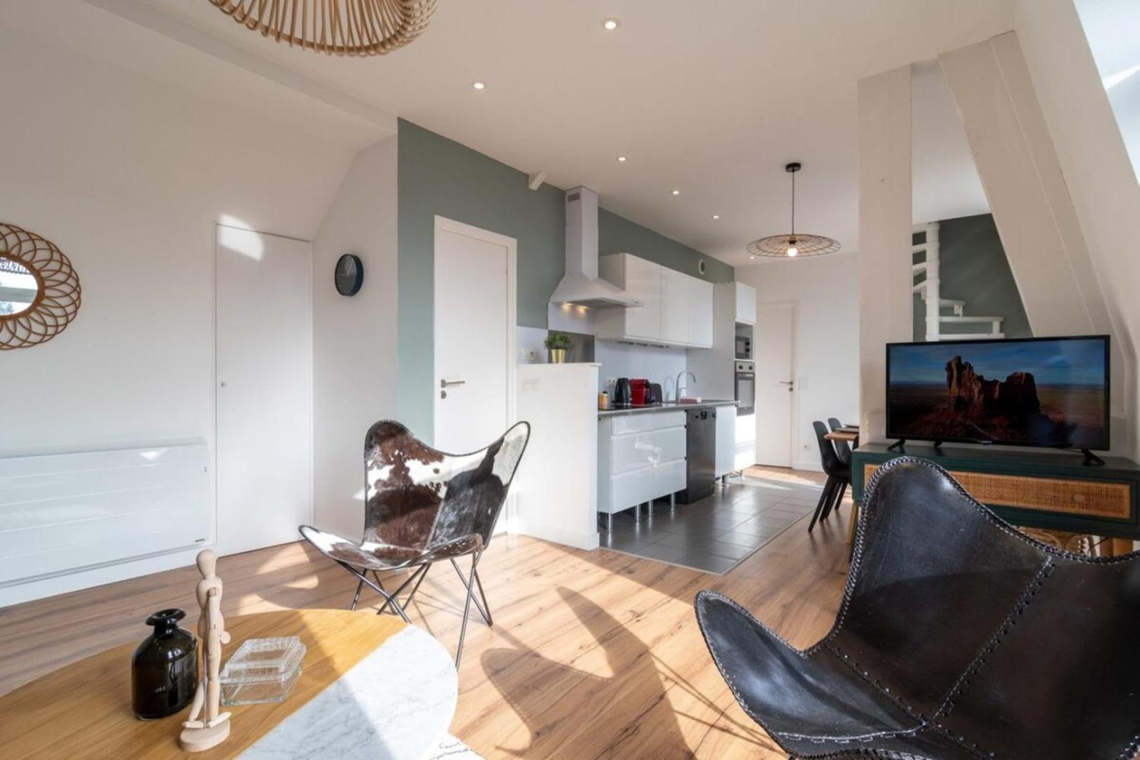 Marcq En Baroeul - Superb Apartment + Parking Luaran gambar